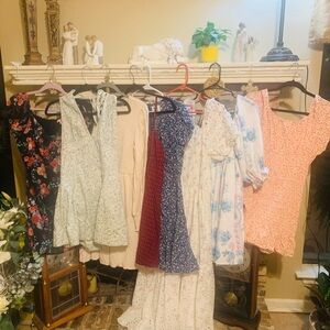 Women’s Dresses 10 Bundle/Lot Variety Size Large 1 Free People